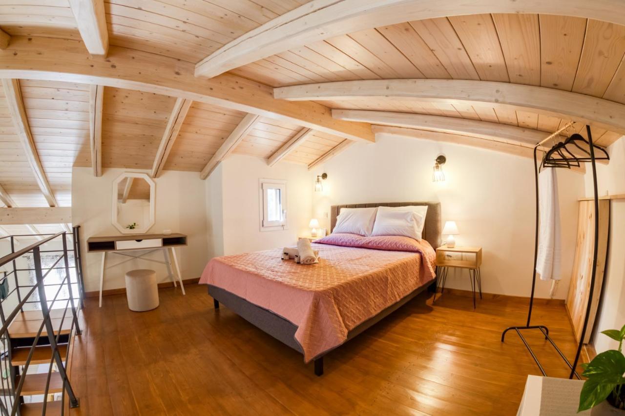 Village Loft House Gazatika Екстер'єр фото
